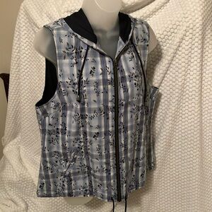 Christopher & Banks Blue Floral Plaid Sleeveless Hoodie Vest Size L